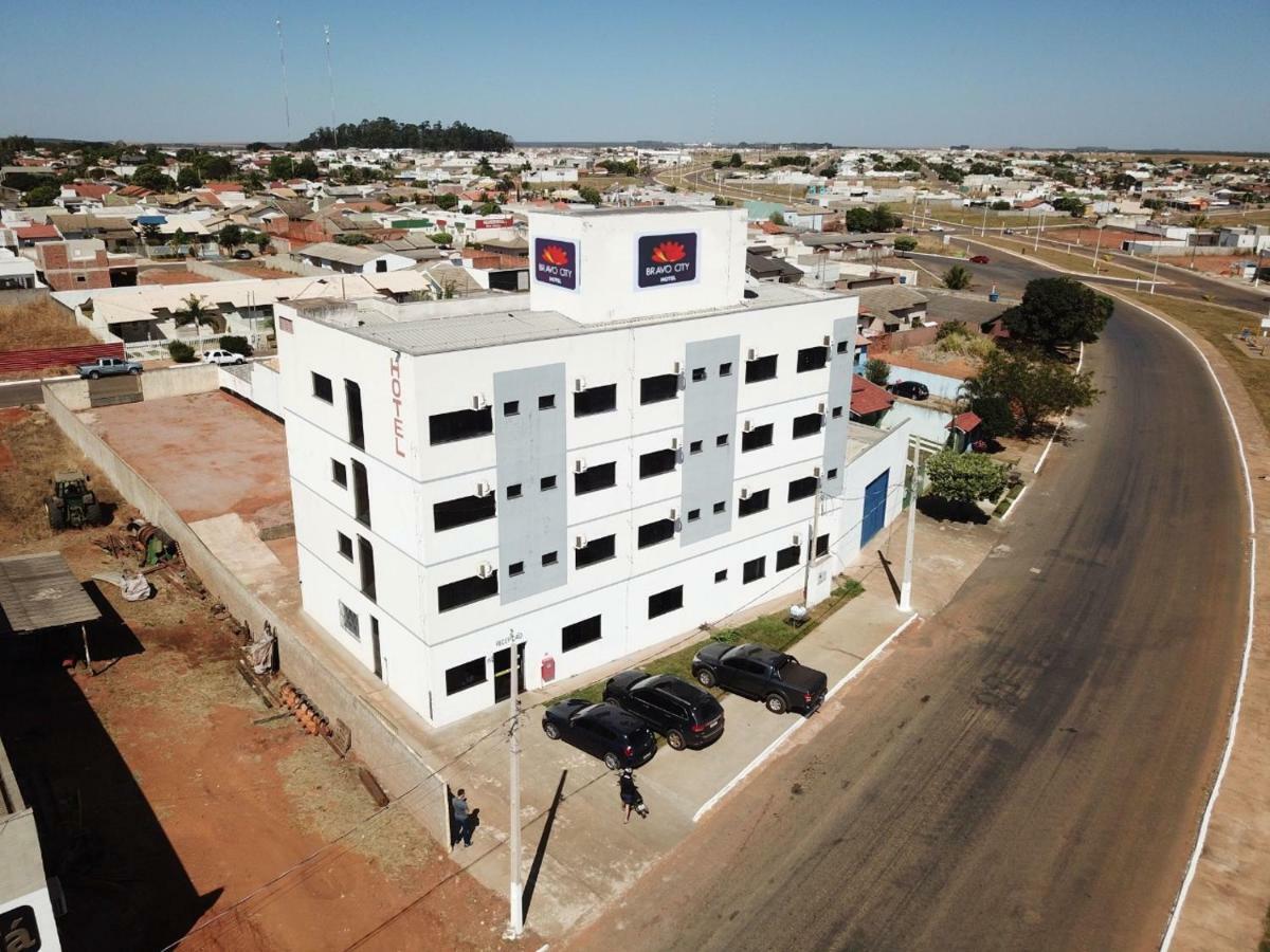 Bravo City Hotel Campo Verde 外观 照片